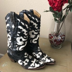 Corral Womens Snip Toe Boots